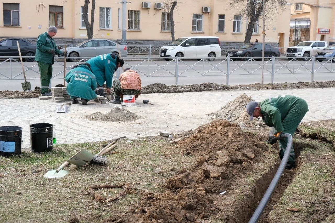 Игорь Редькин: Продолжаем готовить парки и скверы к открытию поливочного сезона Игорь Редькин: Продолжаем готовить парки и скверы к открытию поливочного сезона