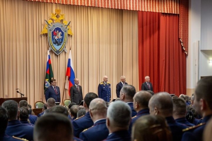 Бастрыкин выступил с инициативой о полной конфискации имущества коррупционеров в России