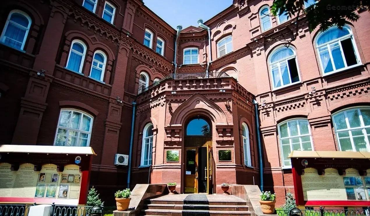 Игорь Бабушкин: Астраханские музеи и театры обновляются благодаря господдержке Игорь Бабушкин: Астраханские музеи и театры обновляются благодаря господдержке