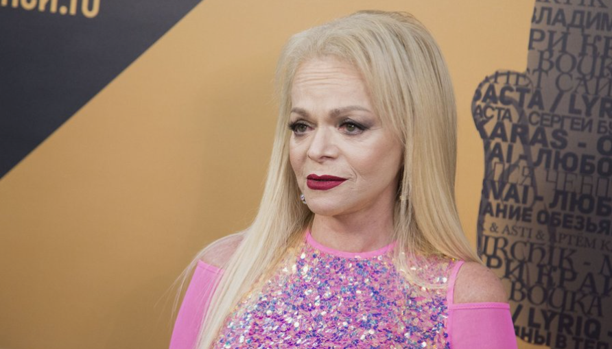 Лариса Долина: как национальность стала козырем в скандале