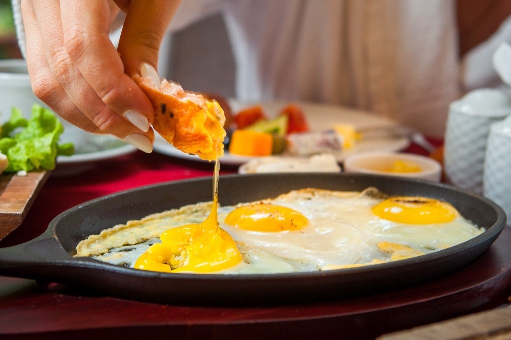 Завтрак за 15 минут: простые рецепты для энергичного утра