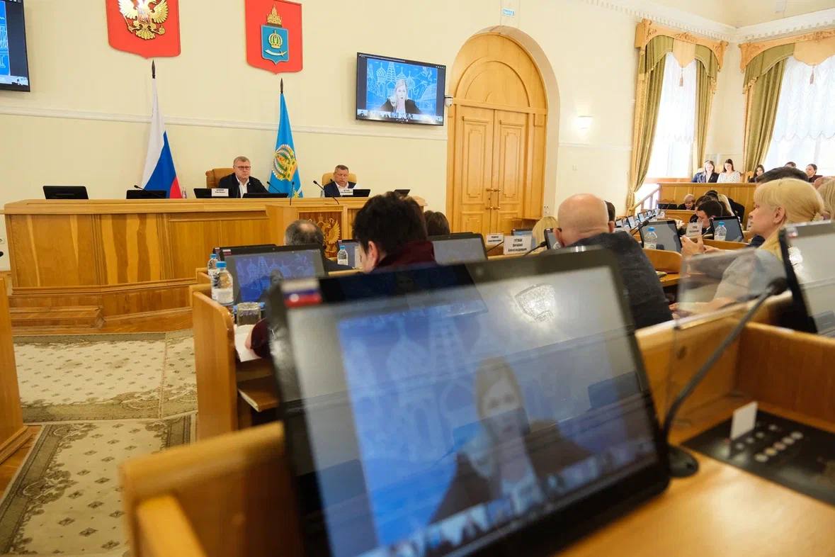 В Астраханской области обсудили подготовку к Международному фестивалю молодежи и старт программы «Проводники смыслов. Новый маршрут» В Астраханской области обсудили подготовку к Международному фестивалю молодежи и старт программы «Проводники смыслов. Новый маршрут»