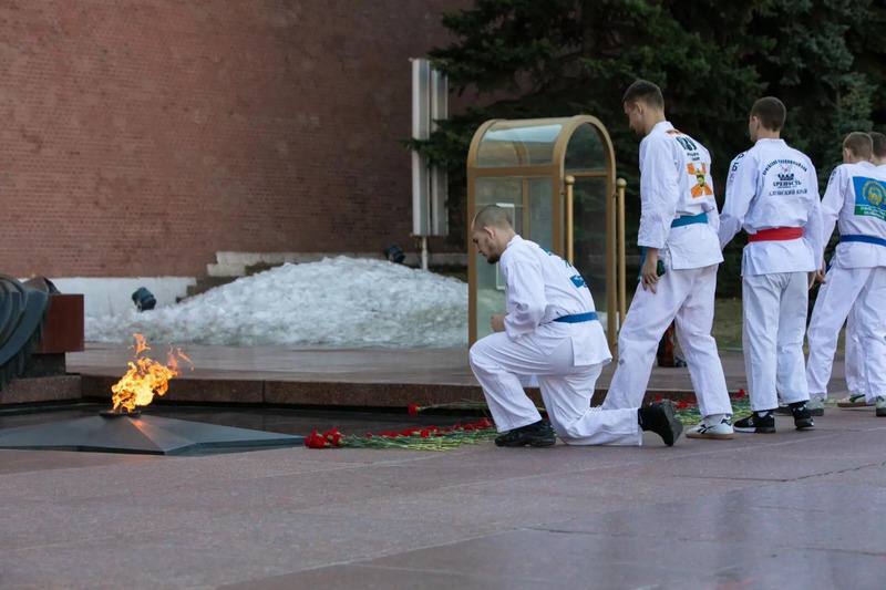 Астраханцы стали призёрами первенства России по армейскому рукопашному бою Астраханцы стали призёрами первенства России по армейскому рукопашному бою