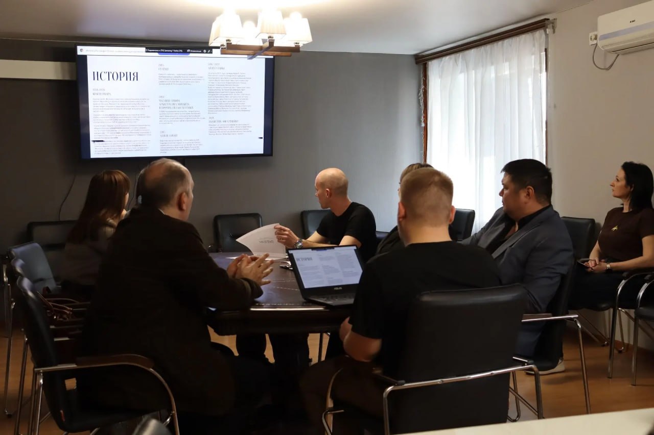 Вчера состоялась рабочая встреча с инициативной группой горожан при участии представителей администрации города Вчера состоялась рабочая встреча с инициативной группой горожан при участии представителей администрации города