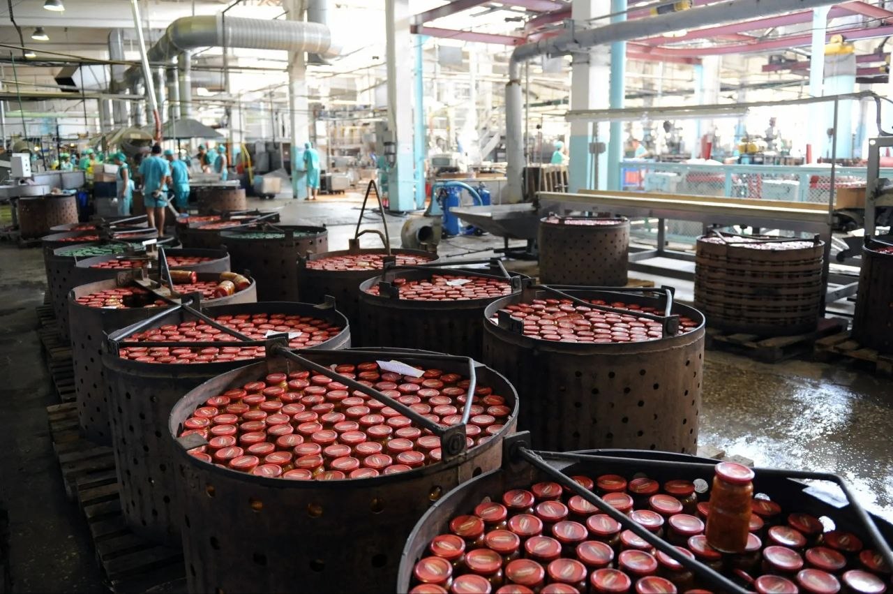 Астраханская область заняла первое место в Южном федеральном округе по объему инвестиций в основной капитал Астраханская область заняла первое место в Южном федеральном округе по объему инвестиций в основной капитал