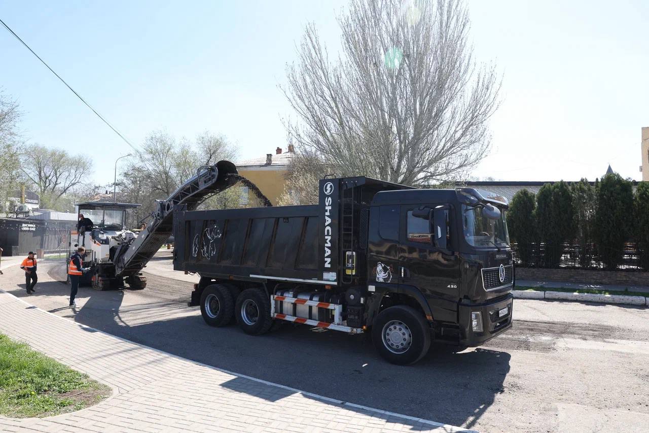 Игорь Бабушкин: Дорожные работы продолжаются на городских улицах Игорь Бабушкин: Дорожные работы продолжаются на городских улицах