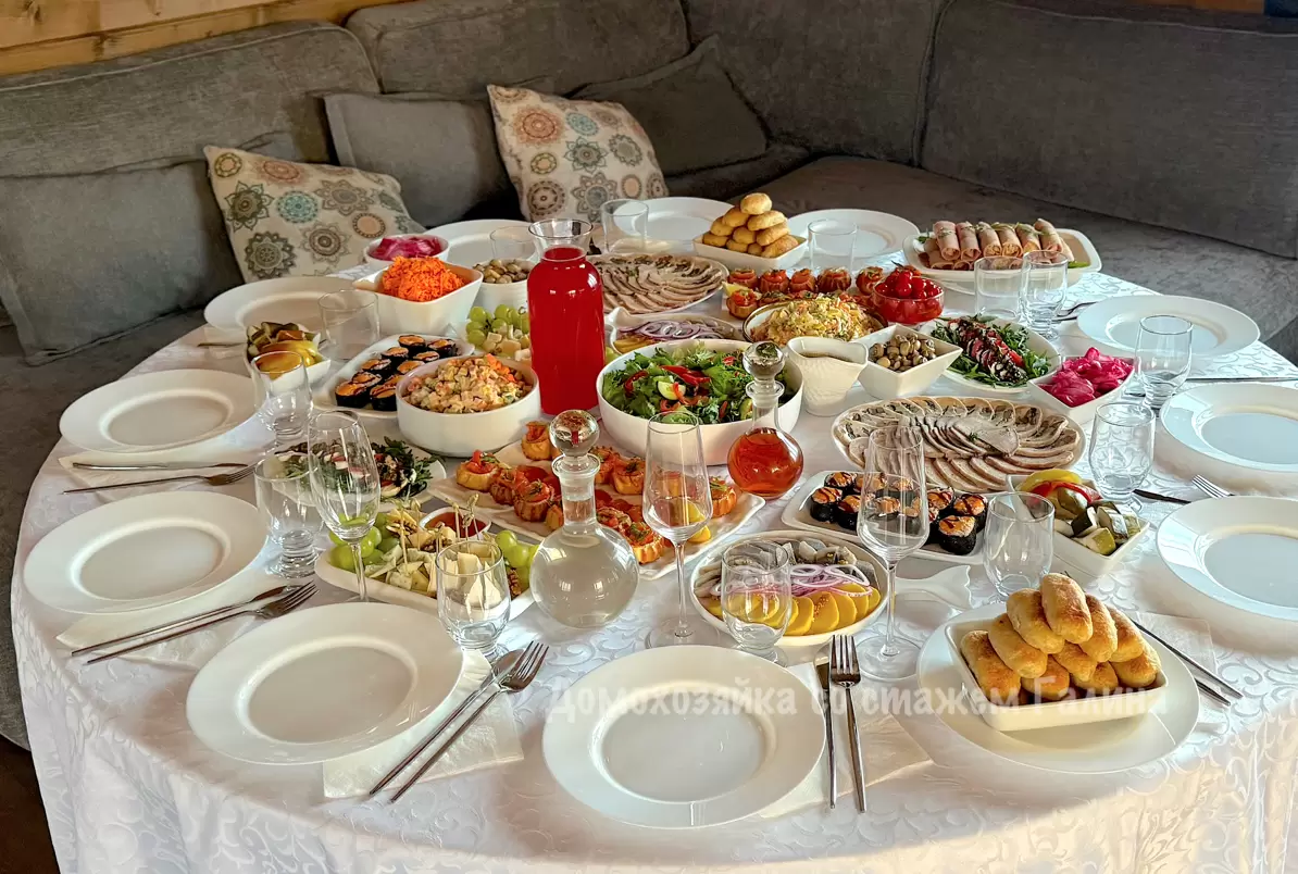 Новый праздничный стол: традиции встречаются с кулинарными экспериментами