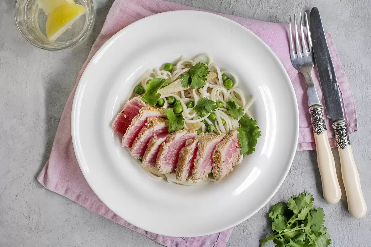 Удон с филе тунца: рецепт, который стоит попробовать