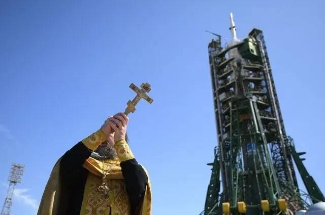 � ���� ���� ��������� ��������� ������������ �������: 12 ������ �������� �������� ������� �������� �����������, � ������ � ���� ������������