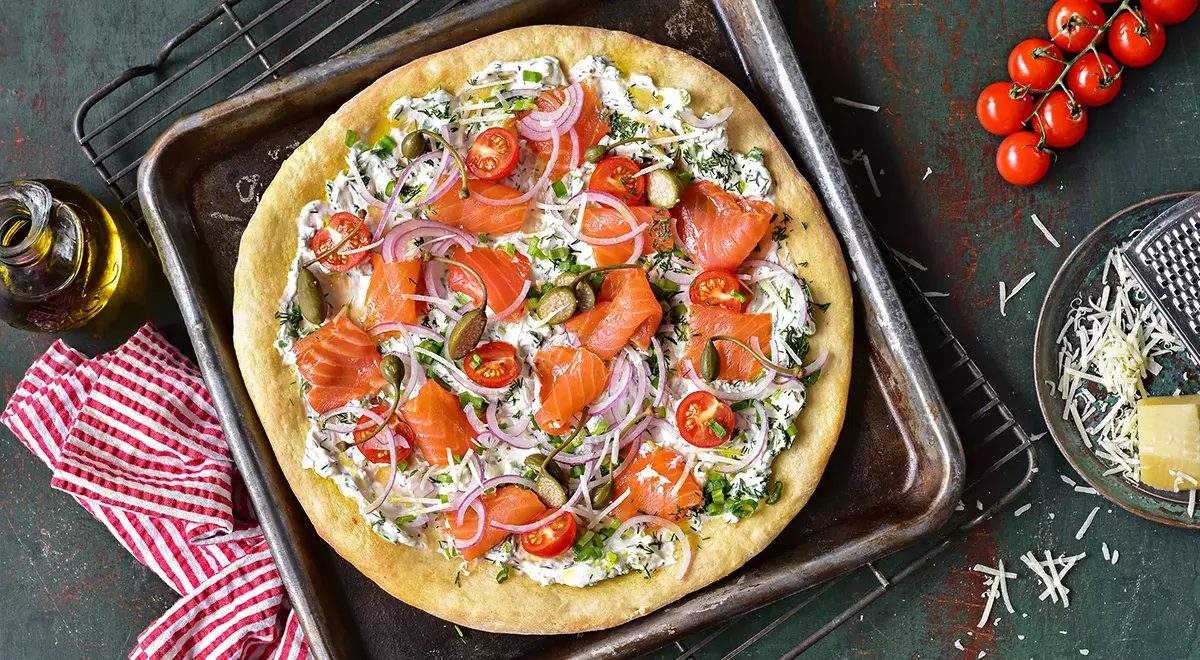 Элегантная пицца с лососем: наслаждение для гурманов