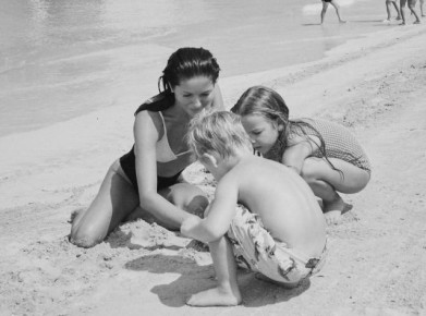 Как Нюша учит детей самостоятельности на расстоянии