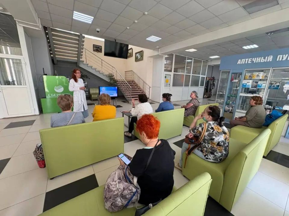 Свыше 300 человек проверили кожу и щитовидную железу в «Субботу для здоровья» в Астраханском онкодиспансере Свыше 300 человек проверили кожу и щитовидную железу в «Субботу для здоровья» в Астраханском онкодиспансере