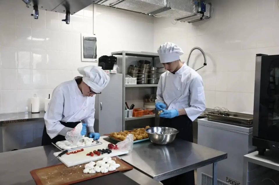 Глава правительства Астраханской области доложил о развитии социальной сферы за 2025 год Глава правительства Астраханской области доложил о развитии социальной сферы за 2025 год