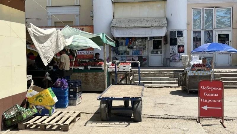 Предпринимателям предложили переехать с рынка в Жилгородке на другие локации Предпринимателям предложили переехать с рынка в Жилгородке на другие локации