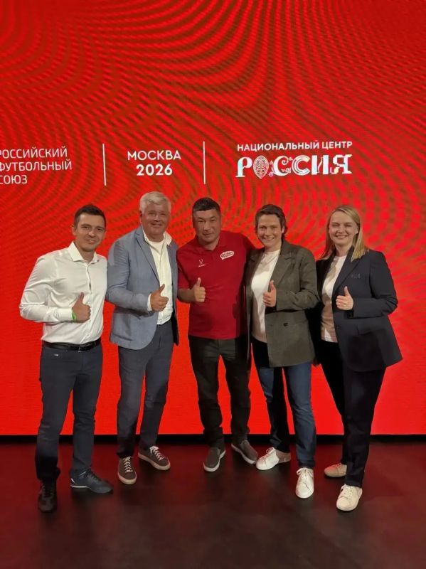 Учитель физической культуры МБОУ г. Астрахани "СОШ N27" Рахметалиев Рустам Гайнуллаевич - победитель Всероссийского конкурса среди учителей физической культуры «Магнит футбола»! Учитель физической культуры МБОУ г. Астрахани "СОШ N27" Рахметалиев Рустам Гайнуллаевич - победитель Всероссийского конкурса среди учителей физической культуры «Магнит футбола»!