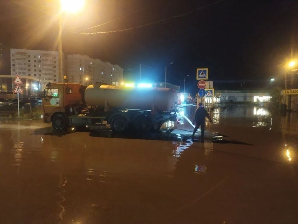 Игорь Редькин: Продолжаем работы по откачке дождевой воды Игорь Редькин: Продолжаем работы по откачке дождевой воды