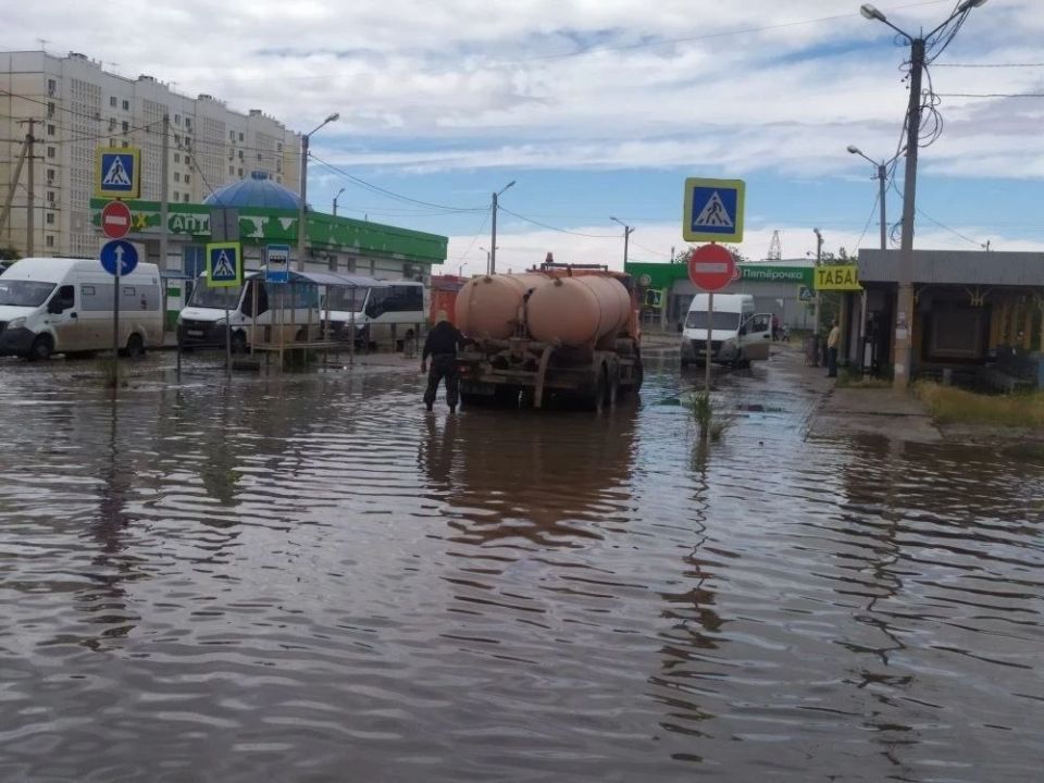 Игорь Редькин: Продолжаем работы по откачке дождевой воды Игорь Редькин: Продолжаем работы по откачке дождевой воды