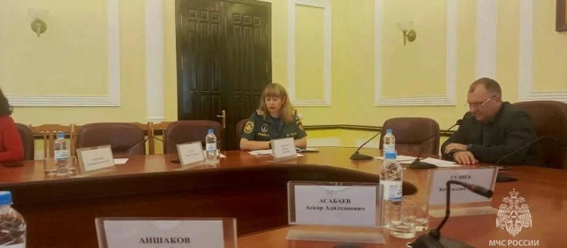 Безопасность на воде и в школьных лагерях – в центре внимания комиссии по ЧС Безопасность на воде и в школьных лагерях – в центре внимания комиссии по ЧС