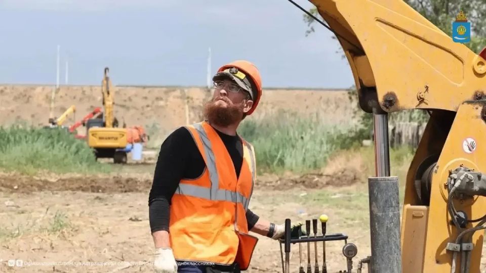 В микрорайоне Бабаевского идет капитальный ремонт магистрального водовода В микрорайоне Бабаевского идет капитальный ремонт магистрального водовода