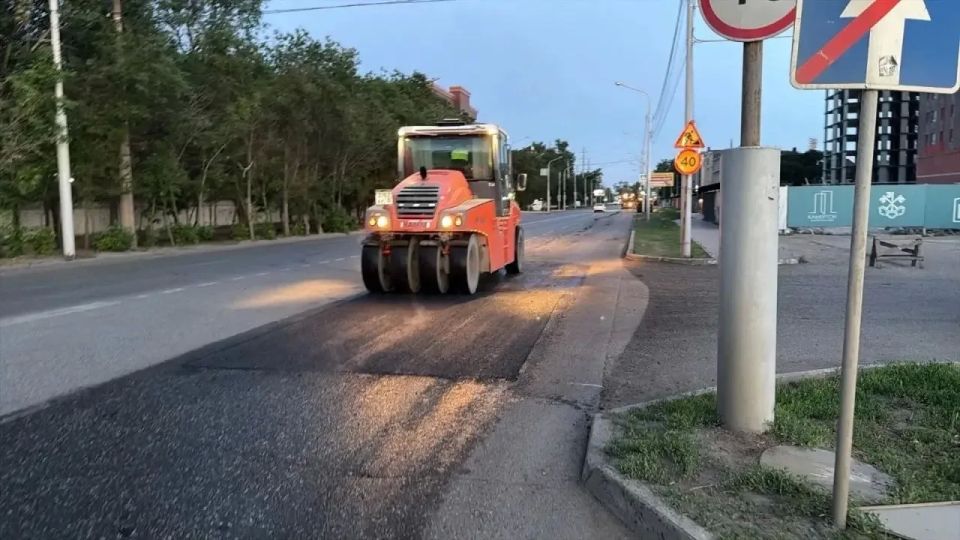 В Астрахани отремонтировали подъемы на мосты В Астрахани отремонтировали подъемы на мосты