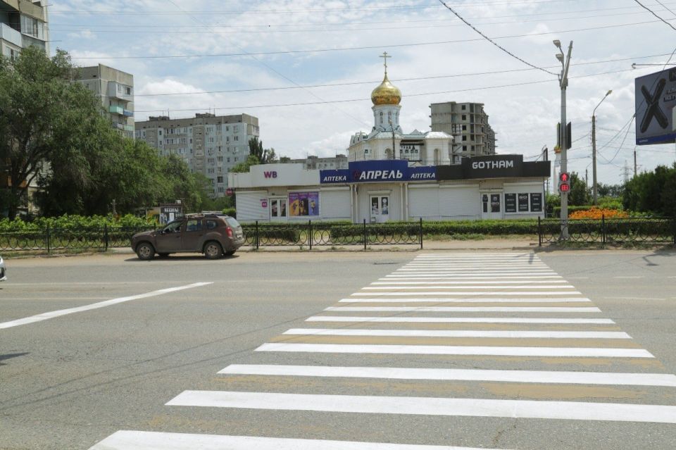 В Астрахани обновляют разметку на аварийных участках В Астрахани обновляют разметку на аварийных участках