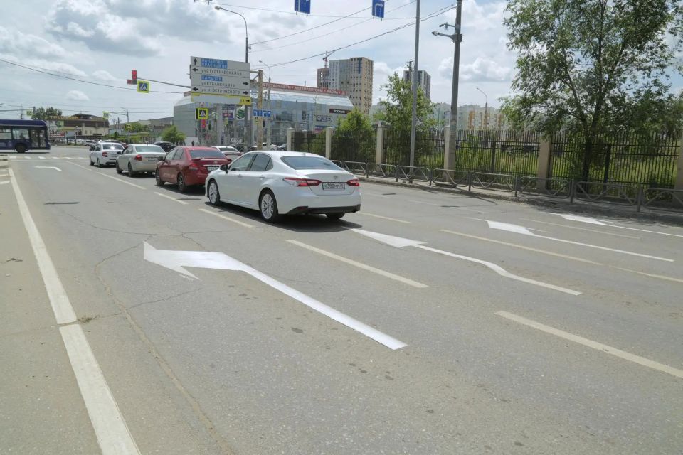 В Астрахани обновляют разметку на аварийных участках В Астрахани обновляют разметку на аварийных участках
