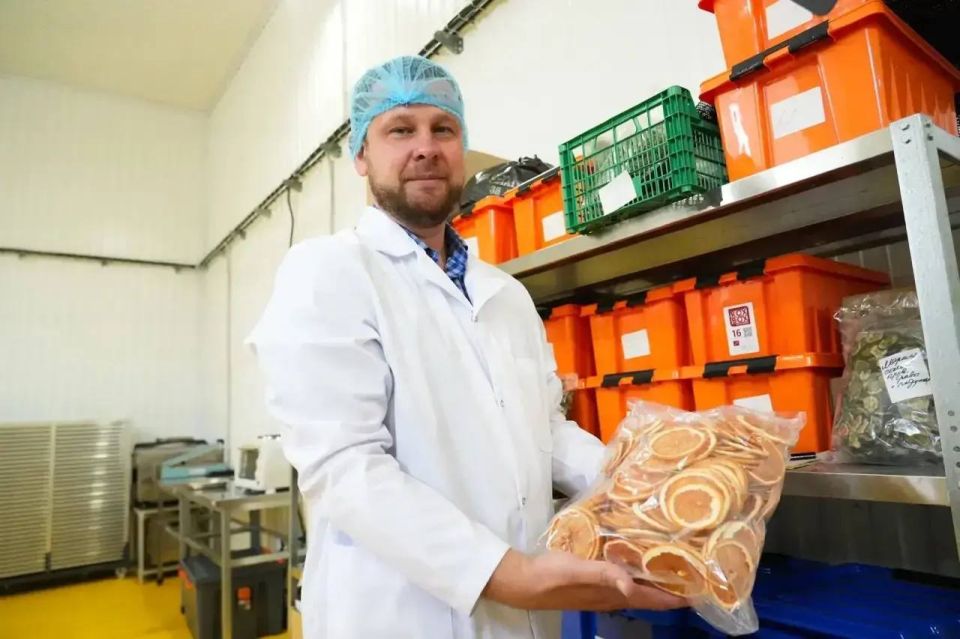 Астраханское предприятие по производству снеков увеличивает объемы выпуска благодаря господдержке Астраханское предприятие по производству снеков увеличивает объемы выпуска благодаря господдержке