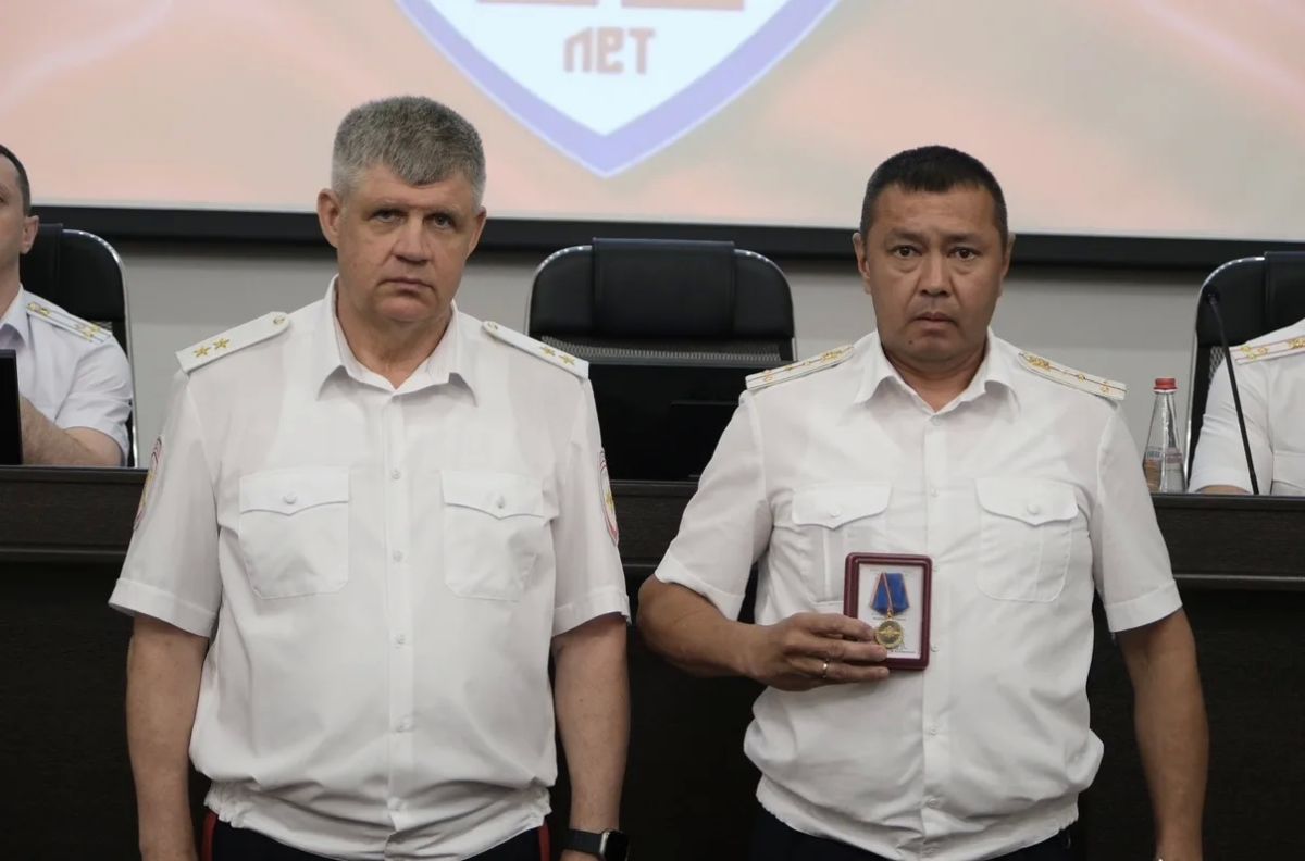 В полицейском главке состоялось торжественное мероприятие, посвященное 90-летию Госавтоинспекции В полицейском главке состоялось торжественное мероприятие, посвященное 90-летию Госавтоинспекции