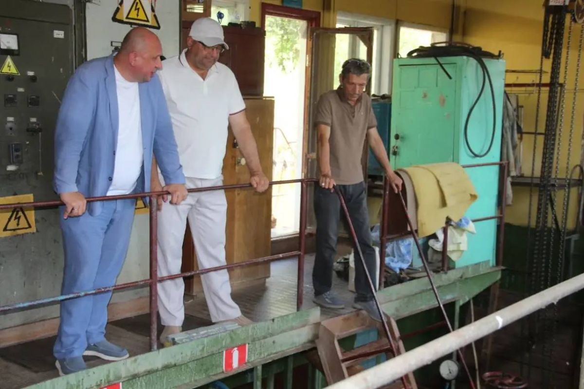 В ЗАТО Знаменск Астраханской области заменят участок водопровода на береговой станции В ЗАТО Знаменск Астраханской области заменят участок водопровода на береговой станции