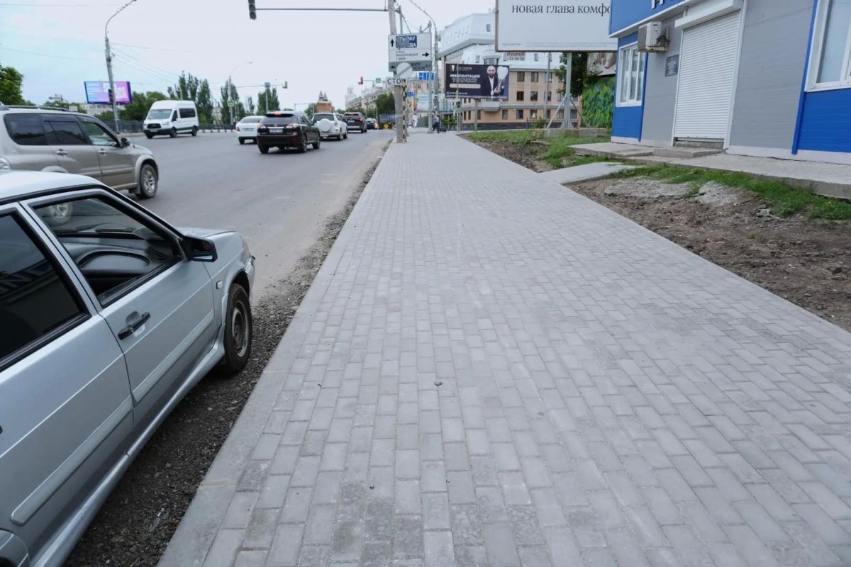 Тротуар на Набережной Приволжского затона отремонтировали по нацпроекту Тротуар на Набережной Приволжского затона отремонтировали по нацпроекту