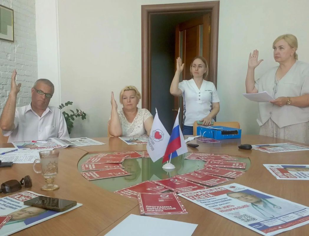 Сегодня представитель регионального избиркома принял участие в общем собрании Регионального отделения Политической партии «РОССИЙСКАЯ ПАРТИЯ ПЕНСИОНЕРОВ ЗА СОЦИАЛЬНУЮ СПРАВЕДЛИВОСТЬ» в Астраханской области. Сегодня представитель регионального избиркома принял участие в общем собрании Регионального отделения Политической партии «РОССИЙСКАЯ ПАРТИЯ ПЕНСИОНЕРОВ ЗА СОЦИАЛЬНУЮ СПРАВЕДЛИВОСТЬ» в Астраханской области.