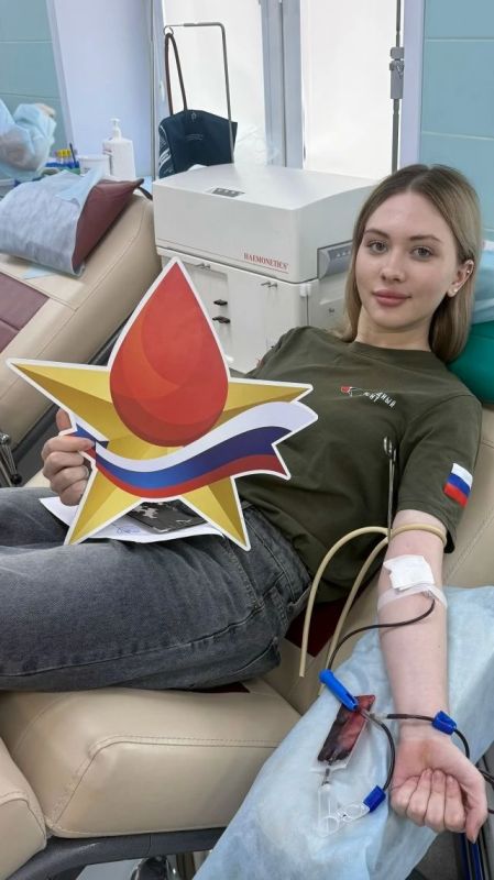 Активисты волонтёрского корпуса «Молодёжки ОНФ» снова подтвердили слоган движения «Общероссийского народного фронта»: «Мы там, где нужна помощь» Активисты волонтёрского корпуса «Молодёжки ОНФ» снова подтвердили слоган движения «Общероссийского народного фронта»: «Мы там, где нужна помощь»