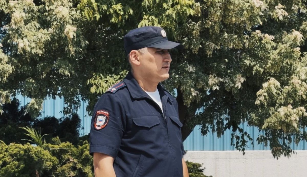 В преддверии футбольного сезона полицейские провели тактико-специальную тренировку
