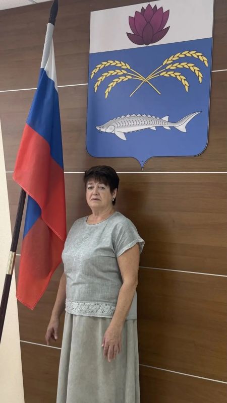 Знакомьтесь, территориальная избирательная комиссия Камызякского района! Знакомьтесь, территориальная избирательная комиссия Камызякского района!