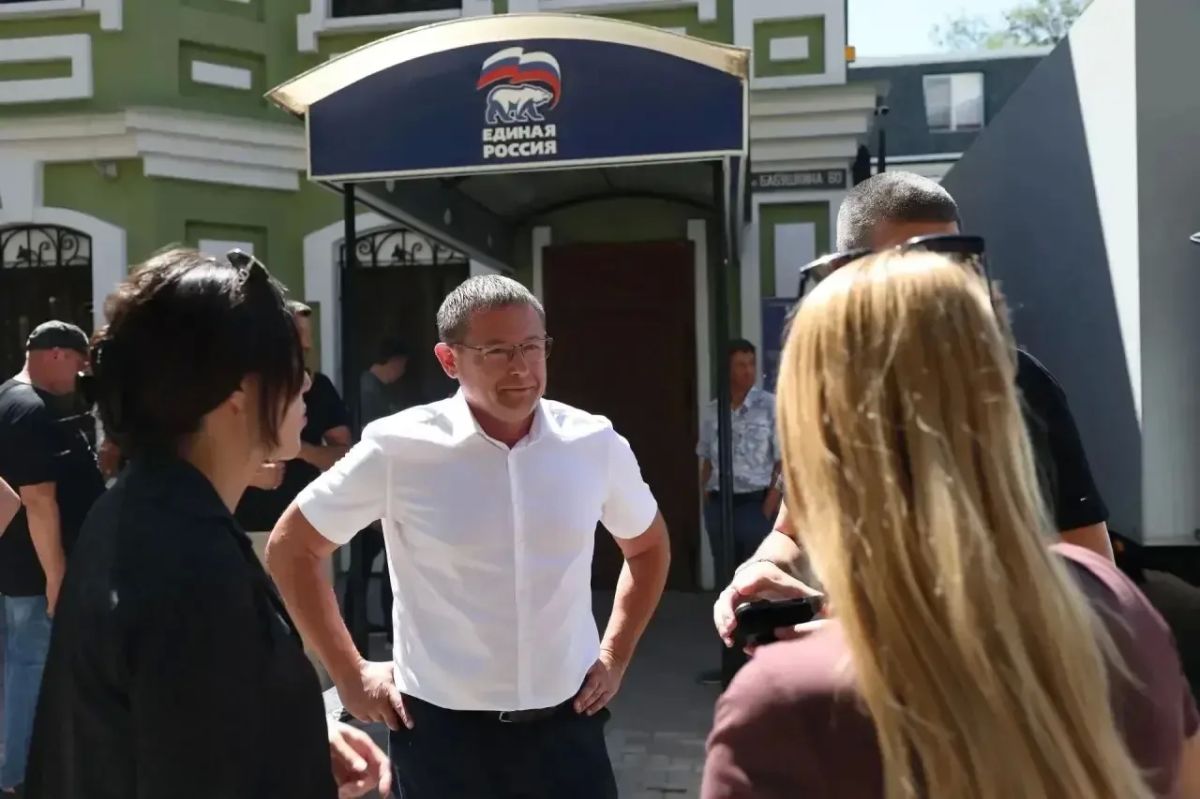 Астраханцы отправили 5 тонн помощи для жителей Кременского округа Астраханцы отправили 5 тонн помощи для жителей Кременского округа