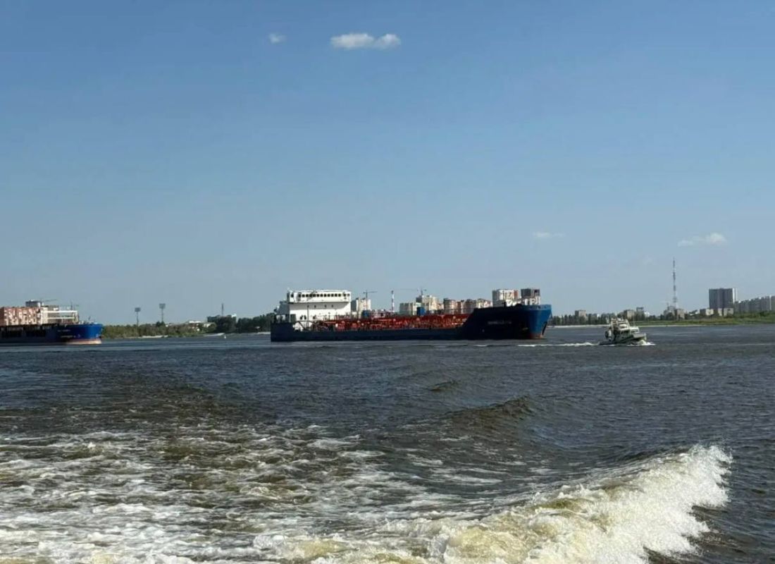 Работник автосервиса потратил на себя деньги, принадлежащие клиенту Работник автосервиса потратил на себя деньги, принадлежащие клиенту