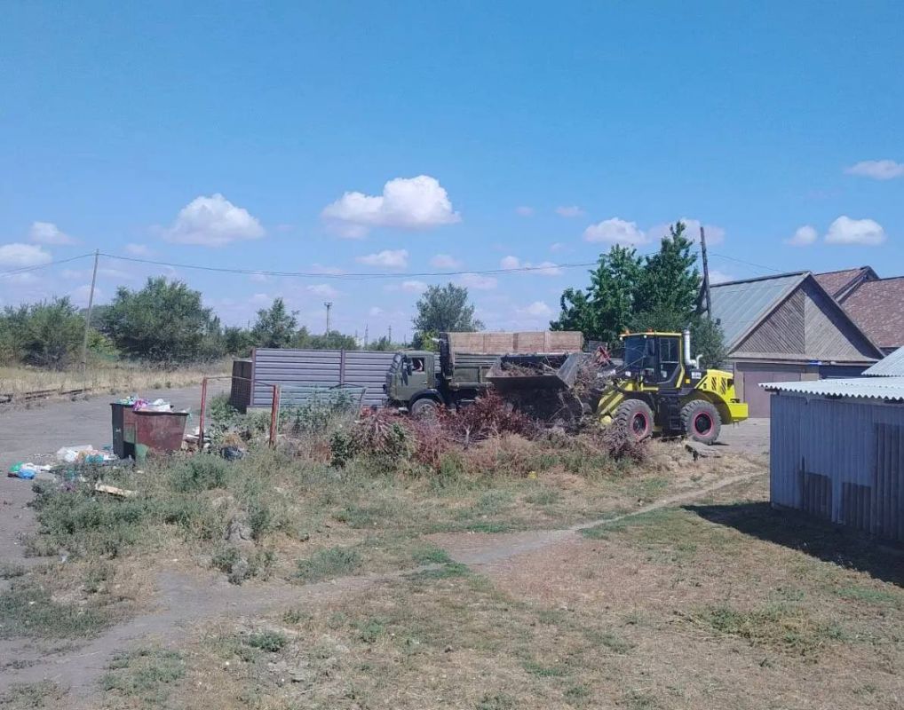 Администрация города продолжает активную деятельность по наведению порядка на городских территориях Администрация города продолжает активную деятельность по наведению порядка на городских территориях