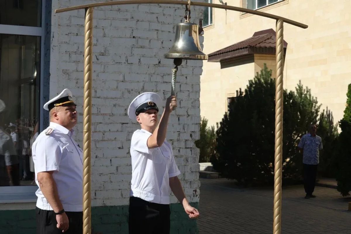 В Астрахани Каспийскому институту морского и речного транспорта им. генерал-адмирала Ф.М. Апраксина присвоен статус академии В Астрахани Каспийскому институту морского и речного транспорта им. генерал-адмирала Ф.М. Апраксина присвоен статус академии
