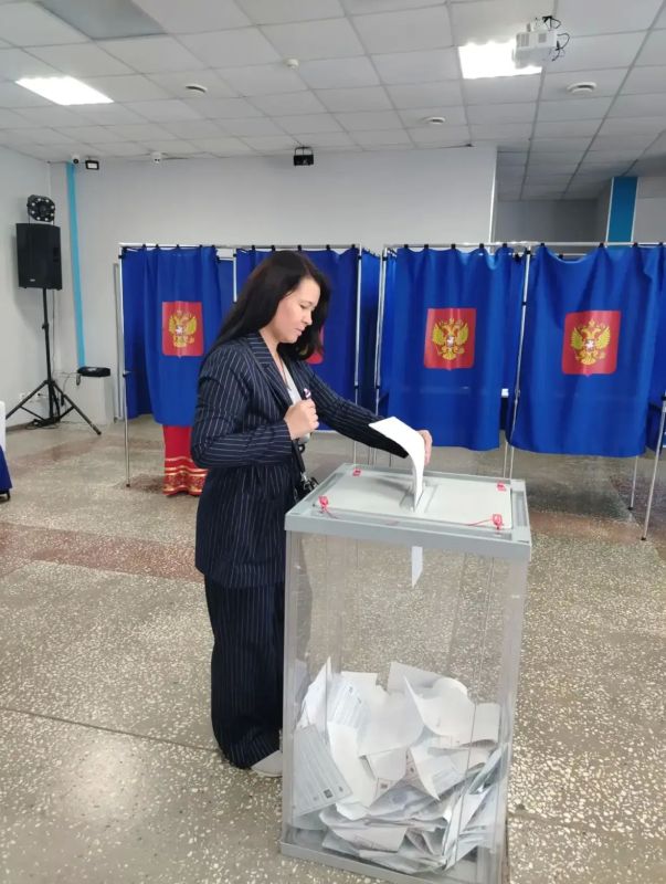 Служба ЗАГС Астраханской области голосует на выборах Служба ЗАГС Астраханской области голосует на выборах