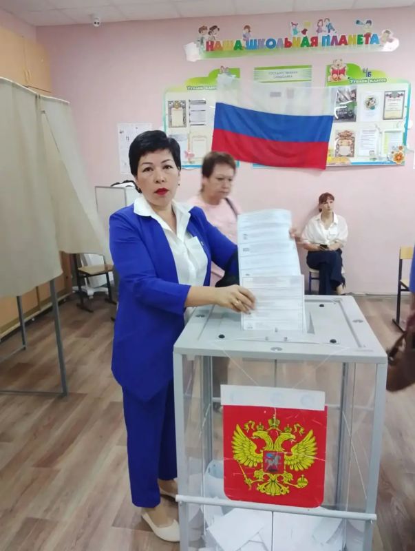 Служба ЗАГС Астраханской области голосует на выборах Служба ЗАГС Астраханской области голосует на выборах