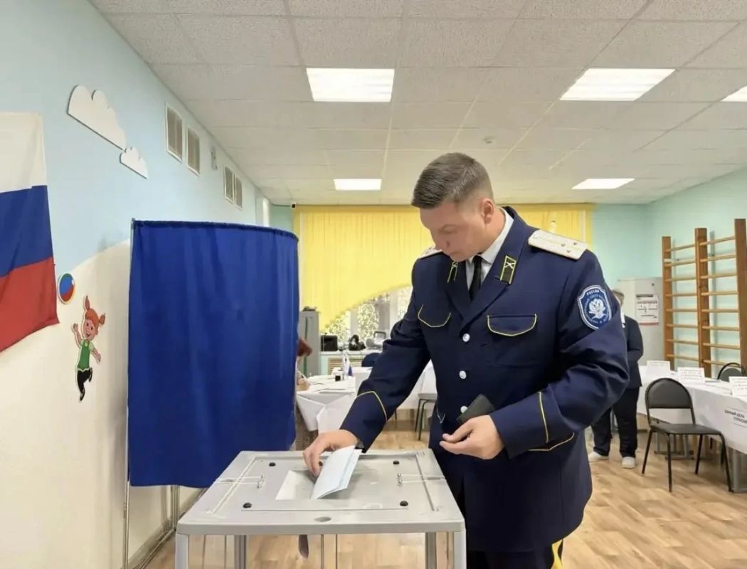 Участие в выборах принял представитель астраханского казачества Дмитрий Манцуров Участие в выборах принял представитель астраханского казачества Дмитрий Манцуров