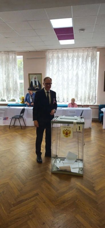 Вы уже проголосовали? Еще нет? Вы уже проголосовали? Еще нет?