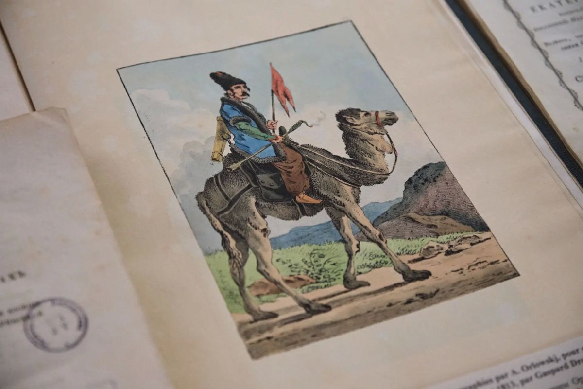 В Астрахани представили книжную историю российско-иранских культурных связей В Астрахани представили книжную историю российско-иранских культурных связей
