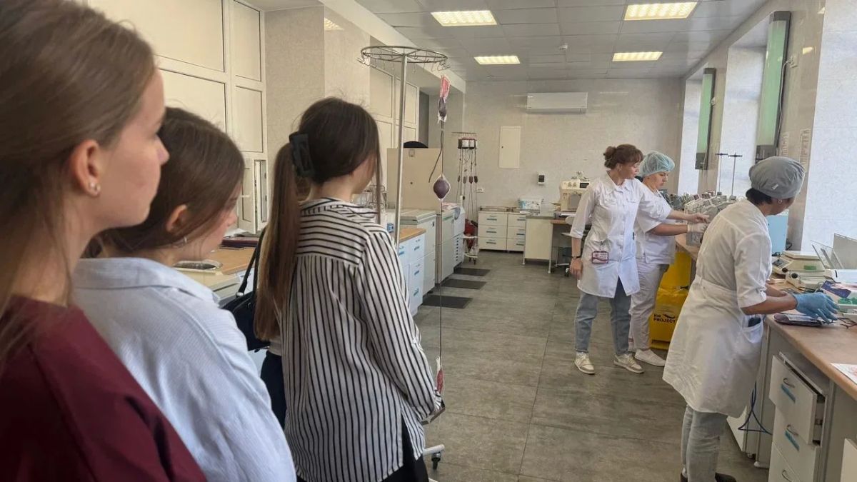 Экскурсии для школьников в областном центре крови! Экскурсии для школьников в областном центре крови!