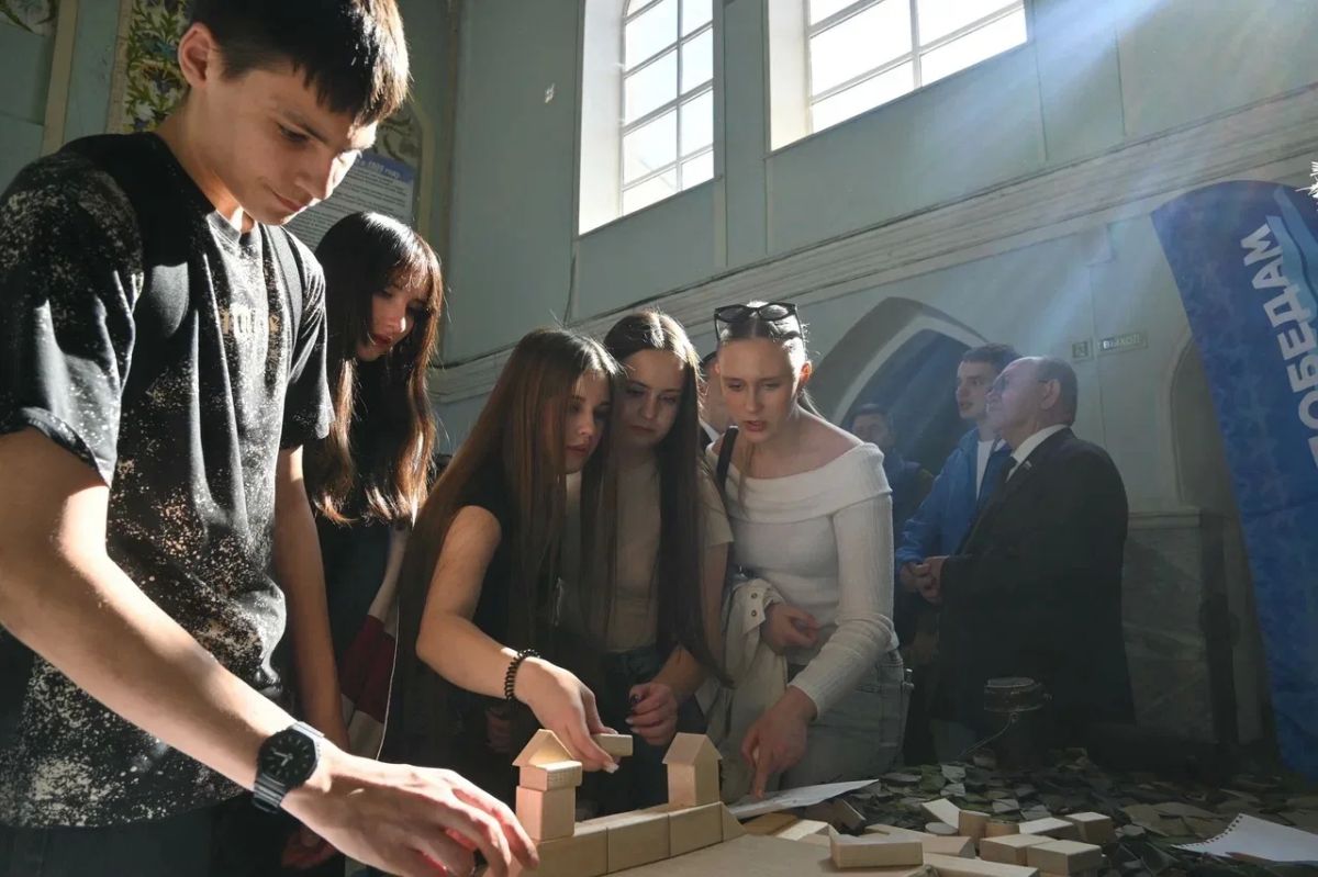 Игорь Бабушкин: Уникальный «Поезд Победы» прибыл в Астрахань Игорь Бабушкин: Уникальный «Поезд Победы» прибыл в Астрахань