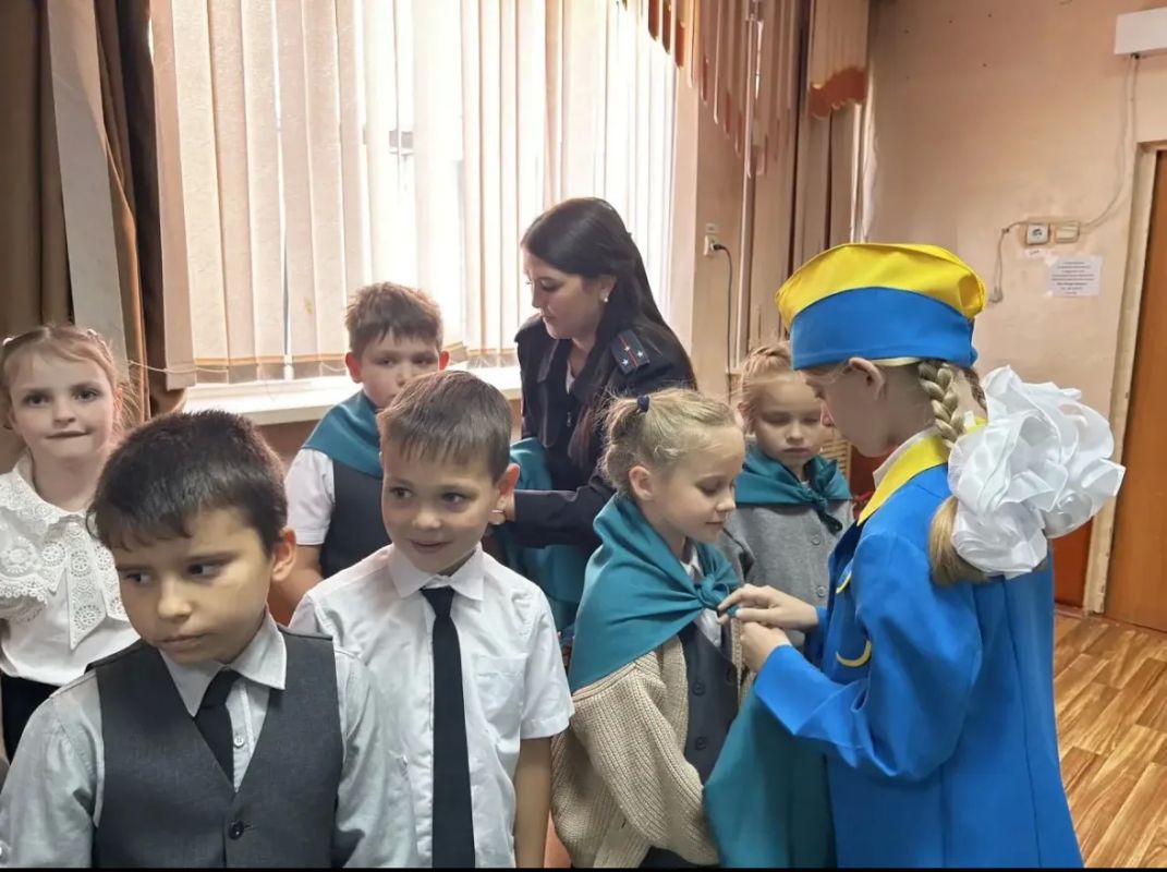В Икрянинском районе ряды юных инспекторов движения пополнились новыми участниками В Икрянинском районе ряды юных инспекторов движения пополнились новыми участниками