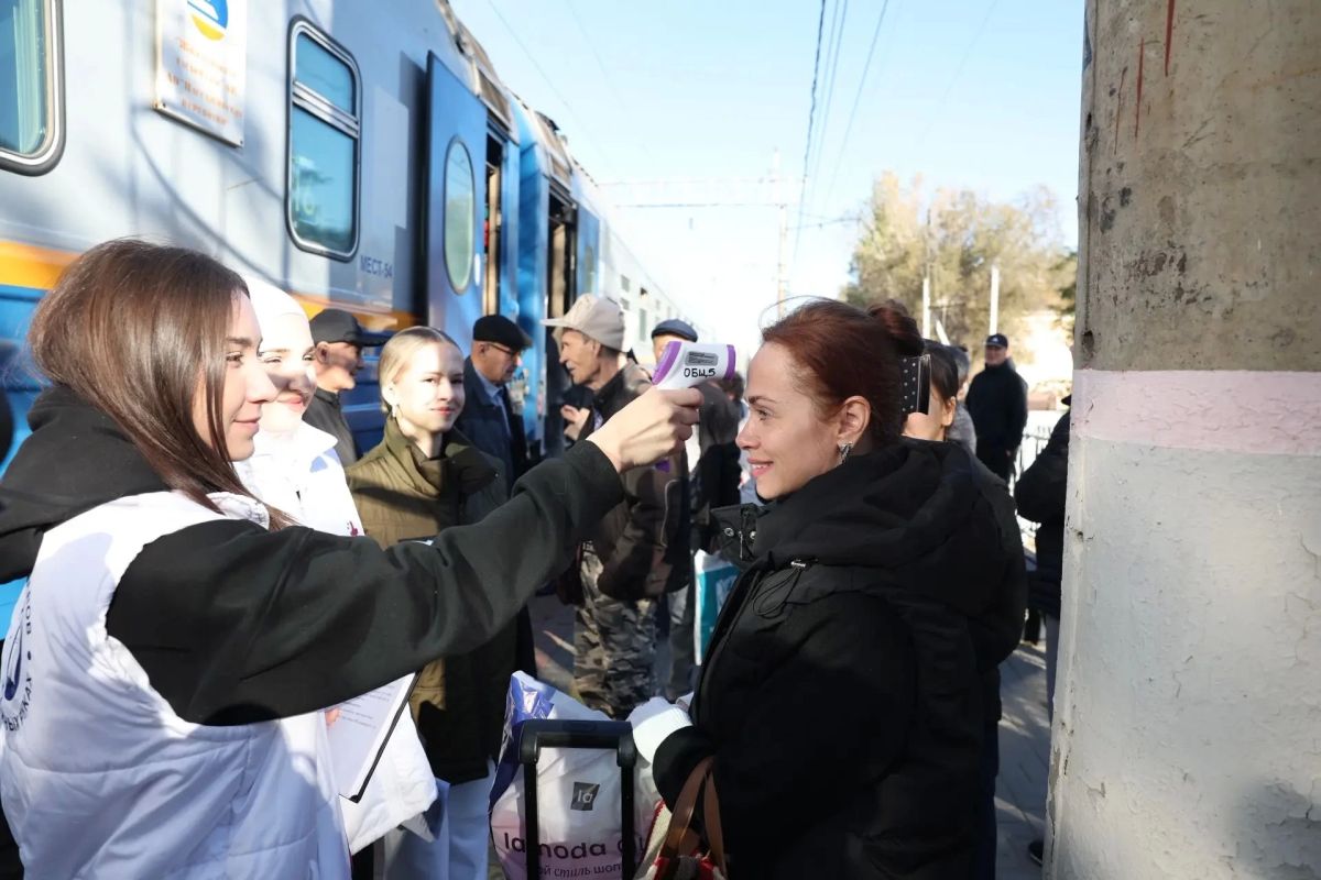 В аэропорту и на железнодорожном вокзале Астрахани организован температурный контроль прибывающих пассажиров