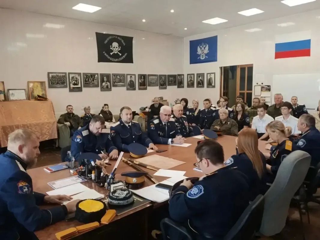 В Астрахани состоялся казачий круг Городского казачьего общества В Астрахани состоялся казачий круг Городского казачьего общества