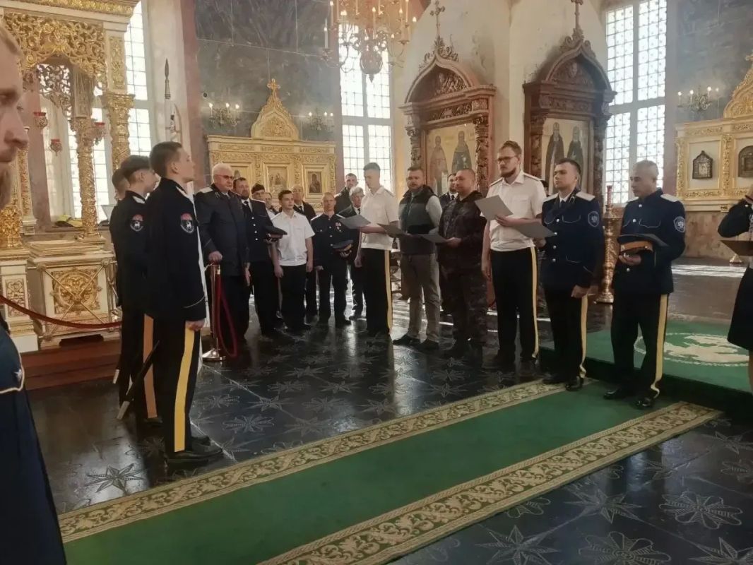 В Астрахани состоялся казачий круг Городского казачьего общества В Астрахани состоялся казачий круг Городского казачьего общества